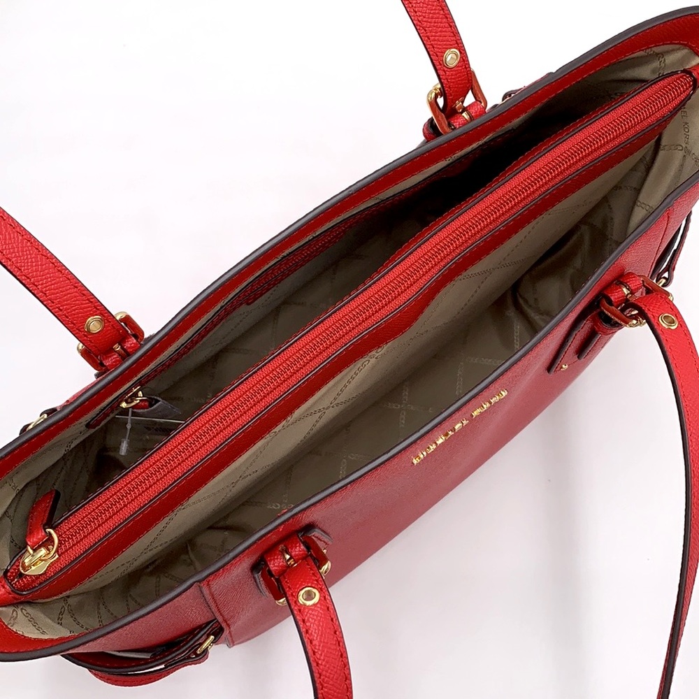 MICHAEL KORS Voyager East West Tote Crimson Color - Picture 9 of 16